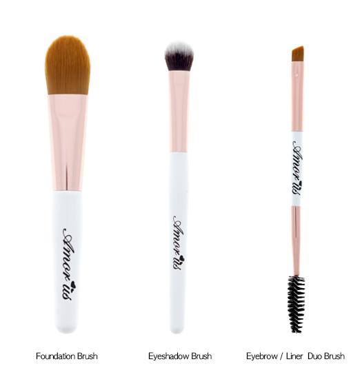 PETITE TRAVEL ESSENTIALS |  JUEGO DE BROCHAS DE 5 PIEZAS - Imagen 4